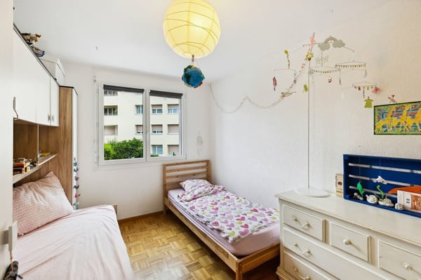 Lumineux 4.5 pièces de 106 m2 avec balcon 10