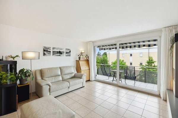 Lumineux 4.5 pièces de 106 m2 avec balcon 2