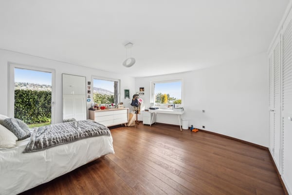Maison de maître contemporaine avec vue panoramique exceptionnelle 11