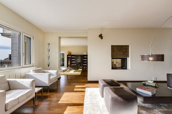 Spacieuse propriété moderne à la situation dominante 8