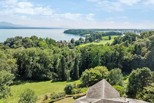 Superbe propriété à Dully 13