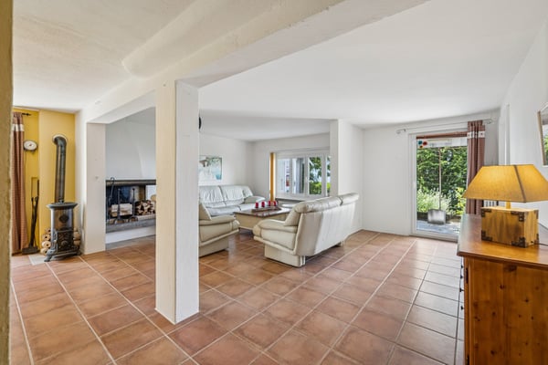 Maison de caractère dans un environnement privilégié 12
