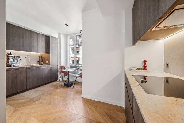 Magnifique appartement 5.5 pièces haussmannien entièrement rénové 2