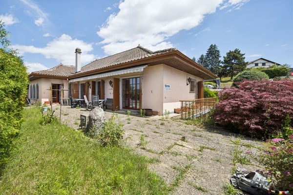 Terrain à fort potentiel avec maison existante pour investisseur 2