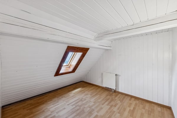 Immeuble de rendement au coeur du village. 9