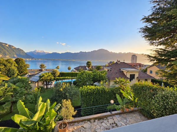 Vue exceptionnelle - Superbe 3.5 pièces proche du centre de Montreux