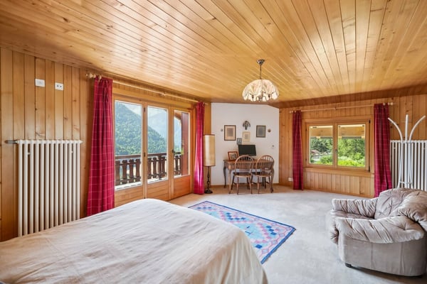 Spacieux chalet familial, salle de billard, carnotzet, vue panoramique 11