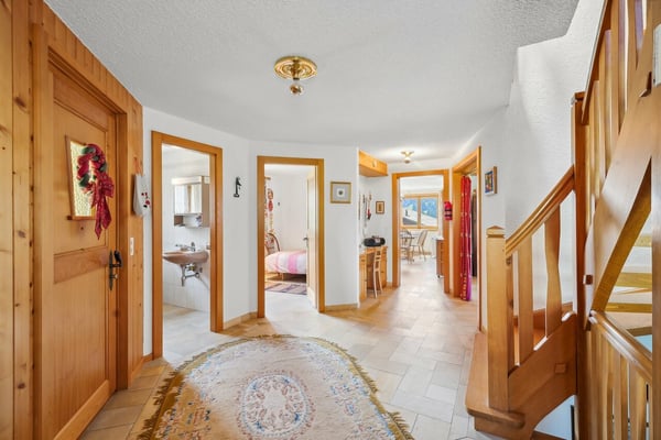 Spacieux chalet familial, salle de billard, carnotzet, vue panoramique 10