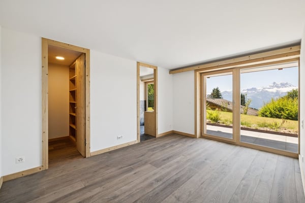 Rare duplex avec jardin, ski-in & ski-out, vue sublime! 12