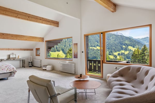 Spacieux chalet avec piscine chauffée et vue imprenable sur les Alpes 10
