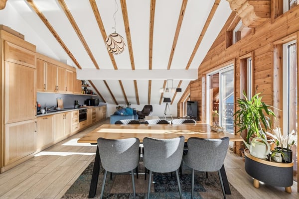 Splendide attique rénové - Vue imprenable sur les Alpes 7