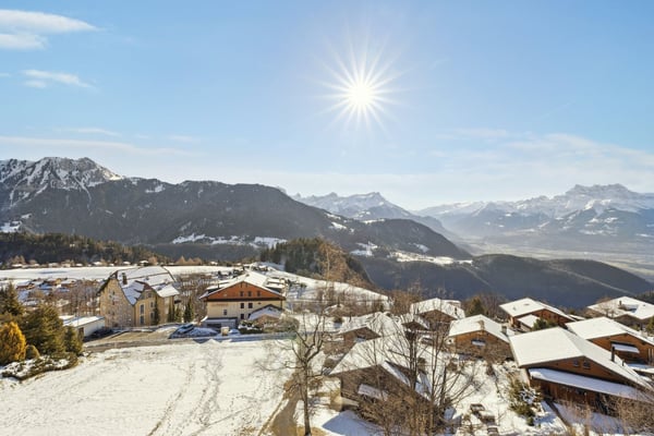 Splendide attique rénové - Vue imprenable sur les Alpes 3