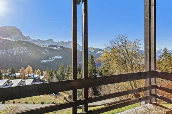 Chalet mitoyen en triplex 4 chambres situé à 200m du téléski 3