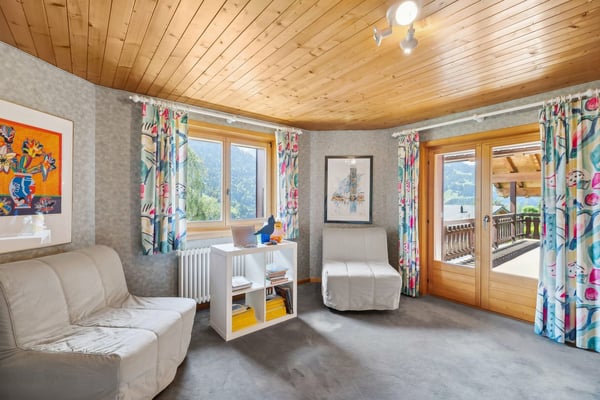 Spacieux chalet familial, salle de billard, carnotzet, vue panoramique 12