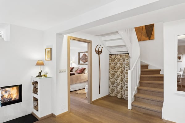 Très beau 6 pces, 3 balcons sud, belle vue, calme, proche des pistes 11