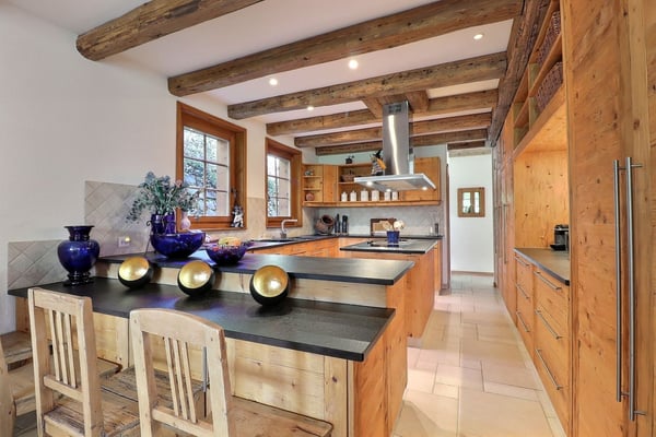 Une Ode à la sérénité, luxueux & spacieux chalet avec vue panorami 3