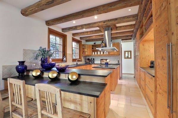 Une Ode à la sérénité, luxueux & spacieux chalet avec vue panorami 3