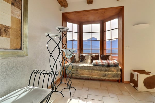 Une Ode à la sérénité, luxueux & spacieux chalet avec vue panorami 13