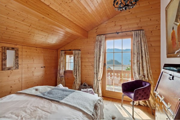 Chalet avec home cinema /  jacuzzi intérieur / Vue panoramique 13