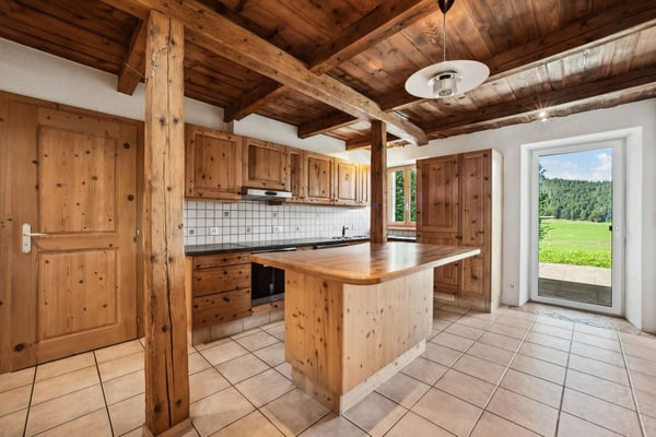 Ferme du XVIIe siècle rénovée au coeur de la Vallée de Joux 3