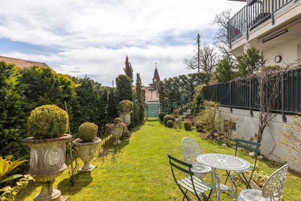 ELEGANT APPARTEMENT GRAND JARDIN,GRANDE TERRASSE VUE ALPES ET LAC 3