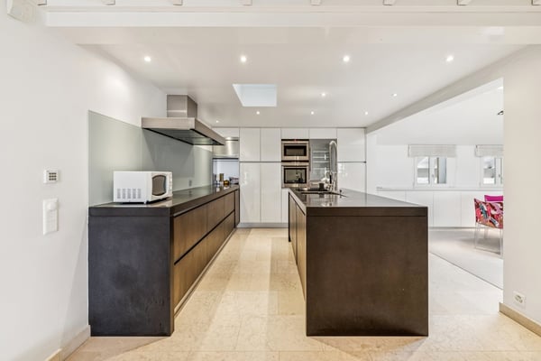 SUPERBE DUPLEX DE STANDING AVEC PANORAMA D EXCEPTION SUR LE LAC 3