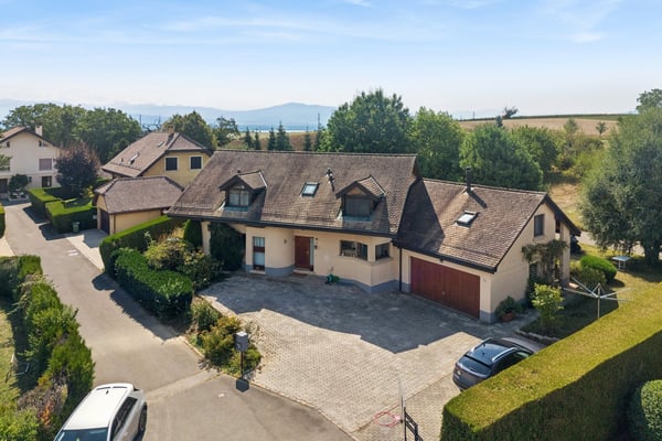 Villa individuelle spacieuse, entourée de verdure 2