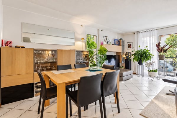 Maison jumelle en pignon avec jardin calme absolu à Chavannes-des-Bois 5