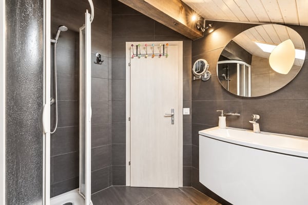 Maison jumelle en pignon avec jardin calme absolu à Chavannes-des-Bois 11