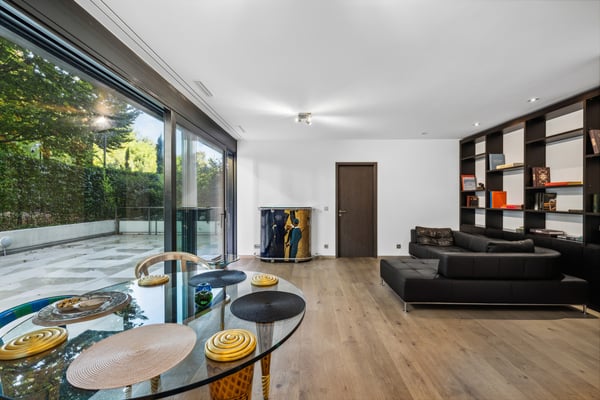 Magnifique appartement de 1 pièces avec terrasse 2