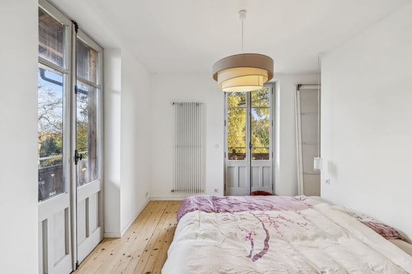 PROPRIÉTÉ DE CHARME SUR VASTE TERRAIN ARBORÉ ET PAYSAGÉ 5