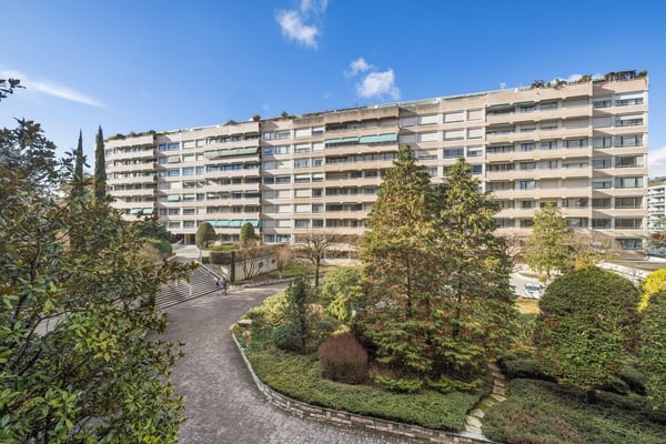 Florissant Appartement de 6P traversant 1