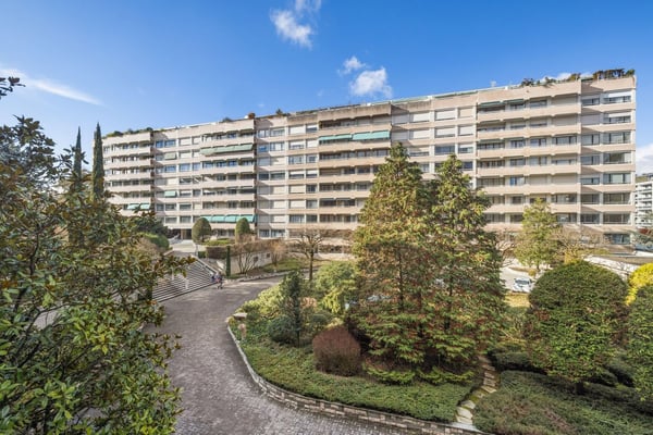 Florissant Appartement de 6P traversant 1