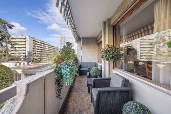 Florissant Appartement de 7P traversant 12