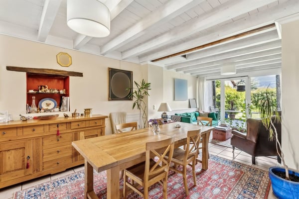 Magnifique maison avec cachet au coeur de Jussy 2