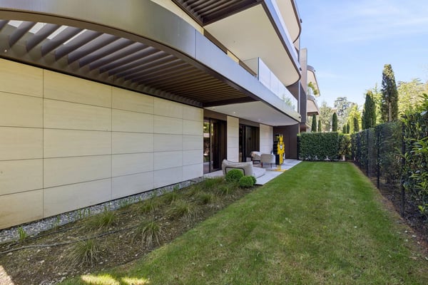 Opportunité unique - Appartement d'exception en rez-de-jardin au sein 13