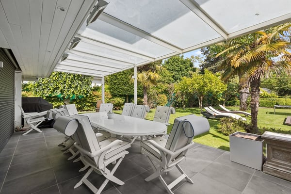 Villa contemporaine dans un cadre privilégié 2