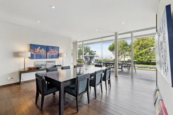 Villa contemporaine avec vue lac 5