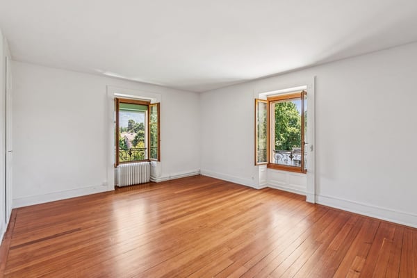 Attique de caractère avec terrasse panoramique au sein d'une demeure h 3