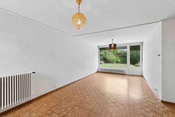 Villa de plain-pied avec jardin à rénover 8