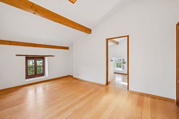 BELLE VILLA FAMILALE DE CARACTERE 9