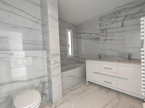 Magnifique demeure rénovée dans un quartier renommé 9