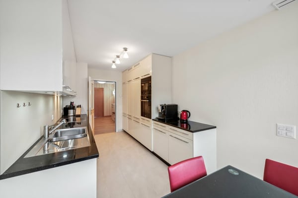 Situation unique ! A deux pas du bord du lac et au centre-ville 5