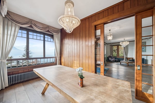 Unique, authentique Chalet, caractère incontestable et vue imprenable 5