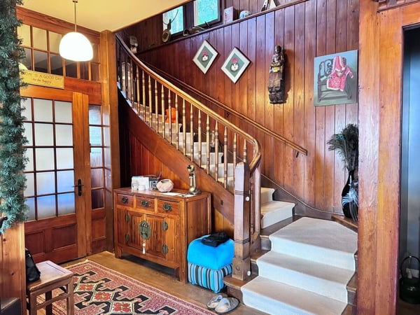 Unique, authentique Chalet, caractère incontestable et vue imprenable 11