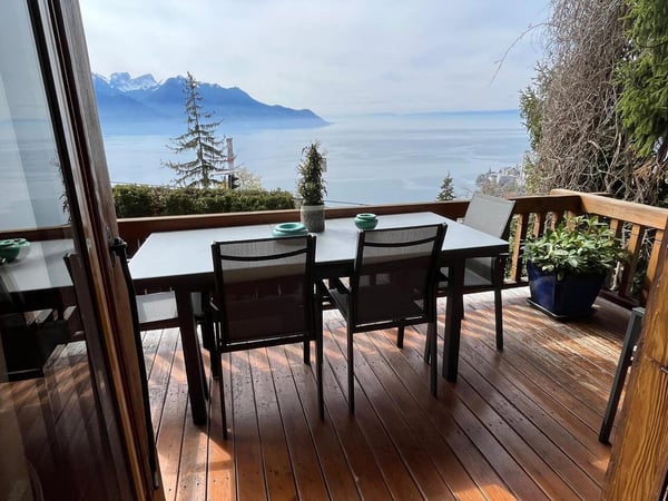 Unique, authentique Chalet, caractère incontestable et vue imprenable 10