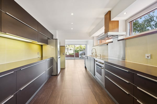 Villa d'architecture moderne avec vue et cachet unique 6