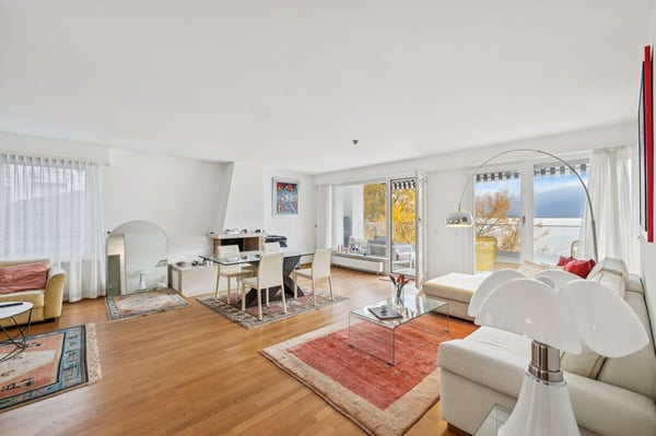 En 1ère ligne du lac, appartement de 1 1/2 pièces ! 2