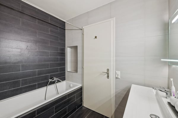 En 1ère ligne du lac, appartement de 1 1/2 pièces ! 5