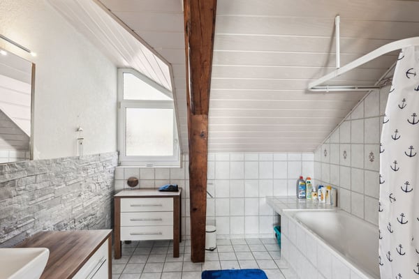 Charme et cachet pour ce joli appartement. A visiter ! 10